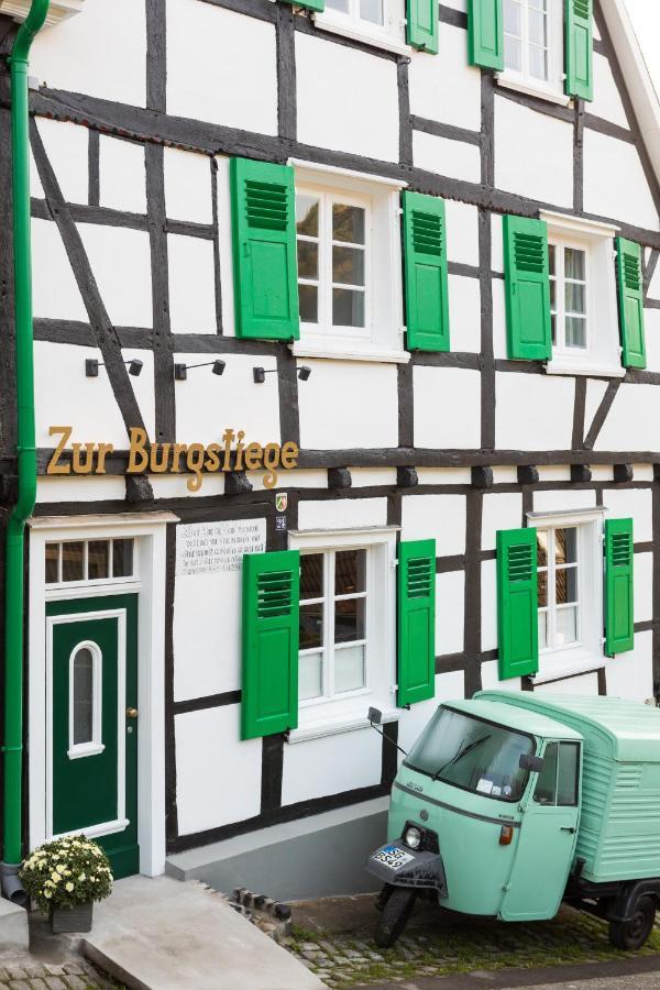 Zur Burgstiege Hotel Solingen Exterior foto